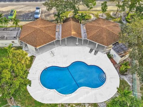 1381 NW 99th Avenue Pembroke Pines FL 33024