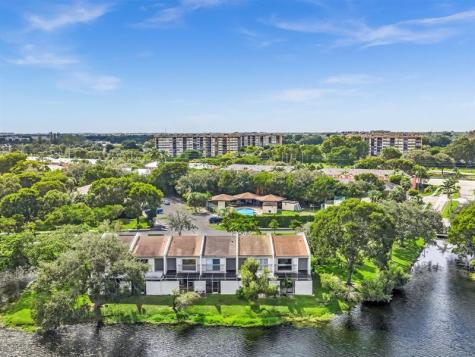 1381 NW 99th Avenue Pembroke Pines FL 33024