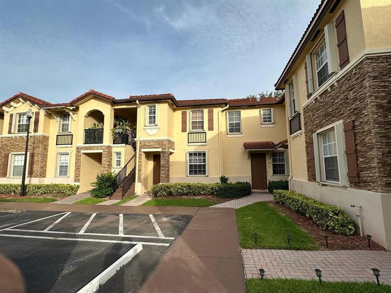 1575 NE 33 Avenue Homestead FL 33033