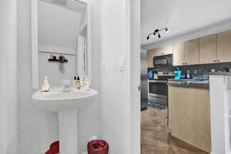 2315 Clipper Place Fort Lauderdale FL 33312