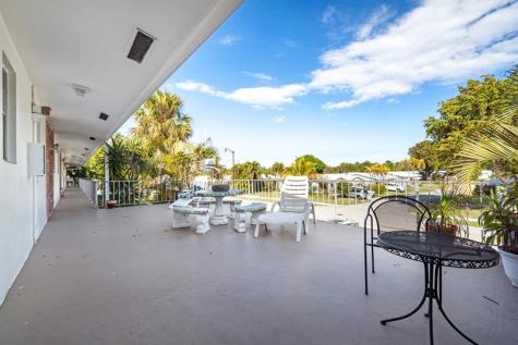 2851 E Golf Boulevard Pompano Beach FL 33064
