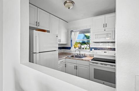 2851 E Golf Boulevard Pompano Beach FL 33064