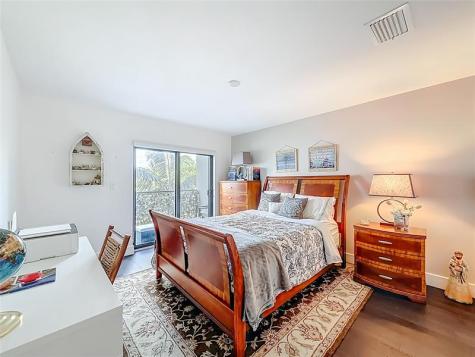 188 SE 4th Terrace Pompano Beach FL 33060