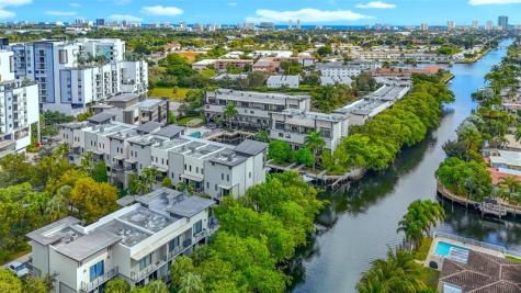 188 SE 4th Terrace Pompano Beach FL 33060
