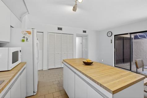 16807 Patio Village Lane Weston FL 33326