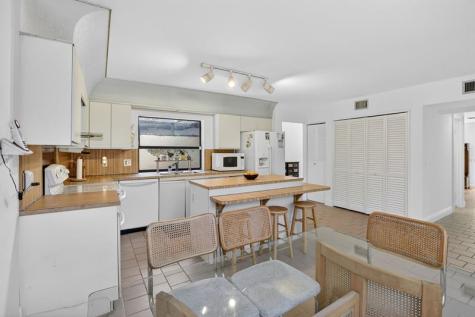 16807 Patio Village Lane Weston FL 33326