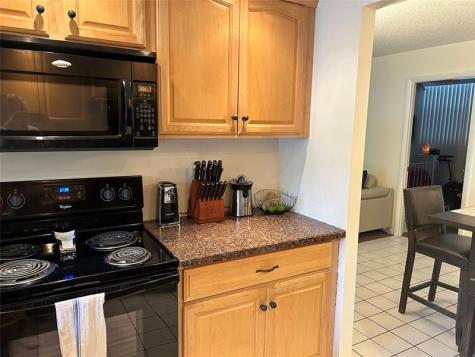 9080 Lime Bay Tamarac FL 33312