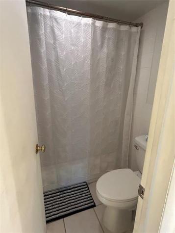9080 Lime Bay Tamarac FL 33312