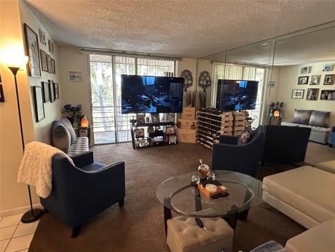 9080 Lime Bay Tamarac FL 33312