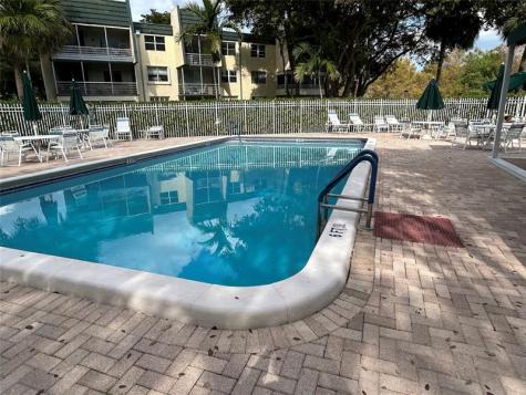9080 Lime Bay Tamarac FL 33312