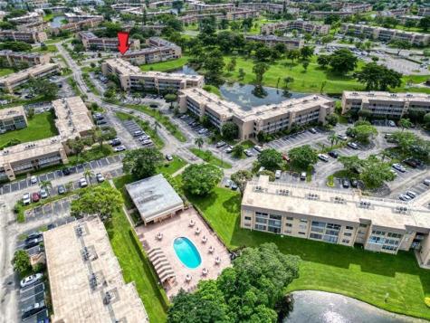 9281 Sunrise Lakes Boulevard Sunrise FL 33322