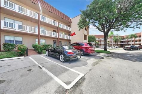 9281 Sunrise Lakes Boulevard Sunrise FL 33322
