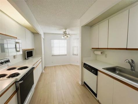 1803 Eleuthera Point Coconut Creek FL 33066