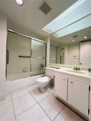 1803 Eleuthera Point Coconut Creek FL 33066