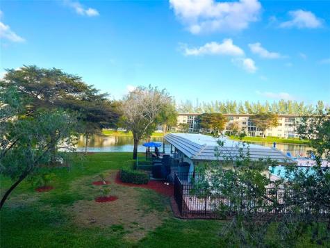 1803 Eleuthera Point Coconut Creek FL 33066