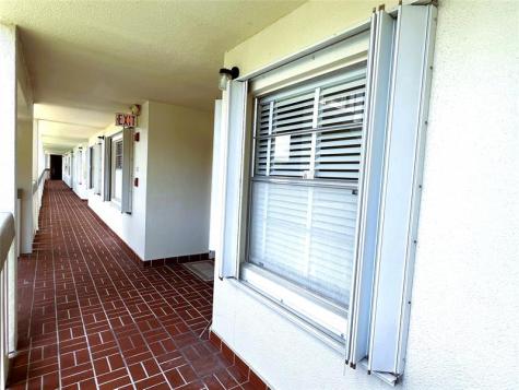 1803 Eleuthera Point Coconut Creek FL 33066