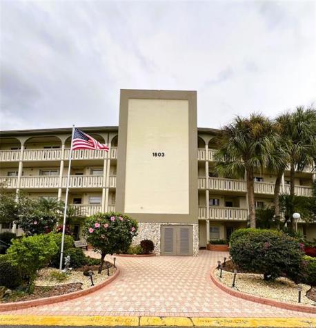 1803 Eleuthera Point Coconut Creek FL 33066