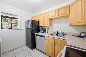504 Gardens Drive Pompano Beach FL 33069