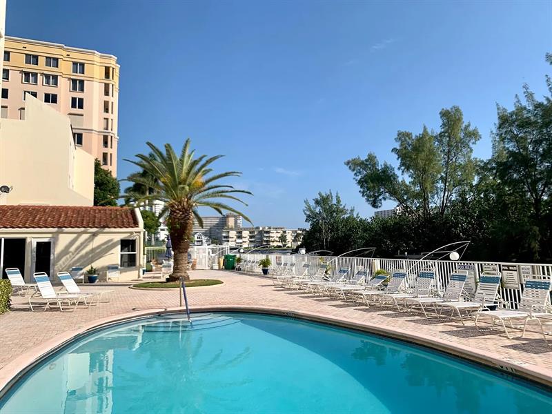 2850 NE 14th Street Pompano Beach FL 33062