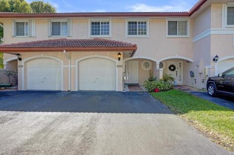 8964 NW 38th Drive Coral Springs FL 33065