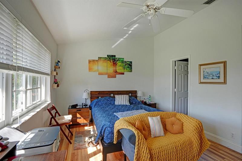 8964 NW 38th Drive Coral Springs FL 33065