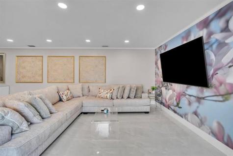 3571 Magellan Circle Aventura FL 33180