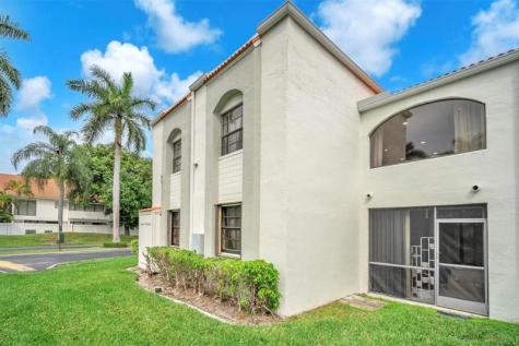 3571 Magellan Circle Aventura FL 33180