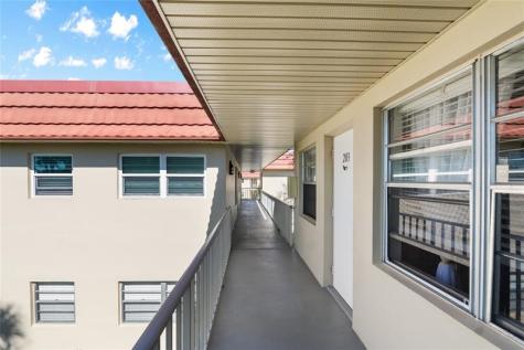 85 NW Crooked Tree Lane Vero Beach FL 32962