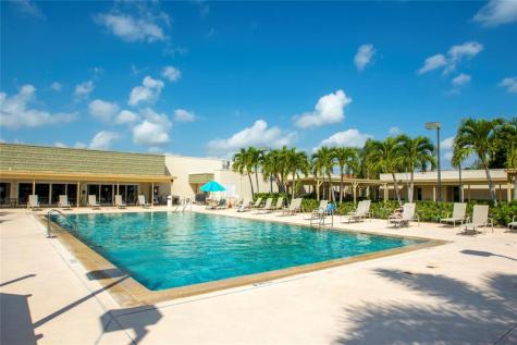 85 NW Crooked Tree Lane Vero Beach FL 32962