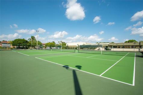 85 NW Crooked Tree Lane Vero Beach FL 32962