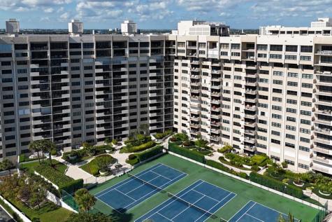 4900 N Ocean Boulevard Lauderdale By The Sea FL 33308