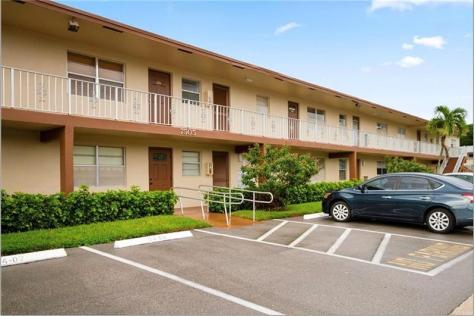 7505 NW 5th Place Margate FL 33063