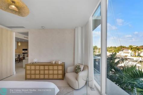 2311 SE 17th Street Fort Lauderdale FL 33316