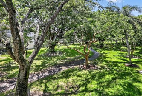 2403 Antigua Circle Coconut Creek FL 33066