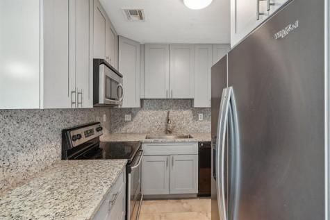 3040 NE 16th Avenue Oakland Park FL 33334