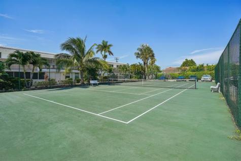 3040 NE 16th Avenue Oakland Park FL 33334