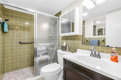 3050 NE 16th Avenue Oakland Park FL 33334