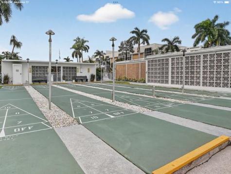 3050 NE 16th Avenue Oakland Park FL 33334