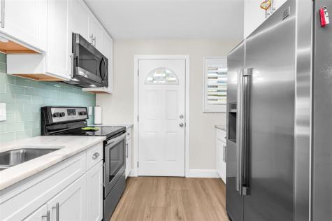 3050 NE 16th Avenue Oakland Park FL 33334