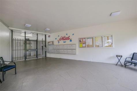 3505 NW 48th Avenue Lauderdale Lakes FL 33319