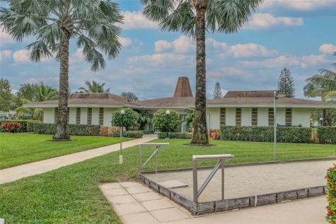 3505 NW 48th Avenue Lauderdale Lakes FL 33319