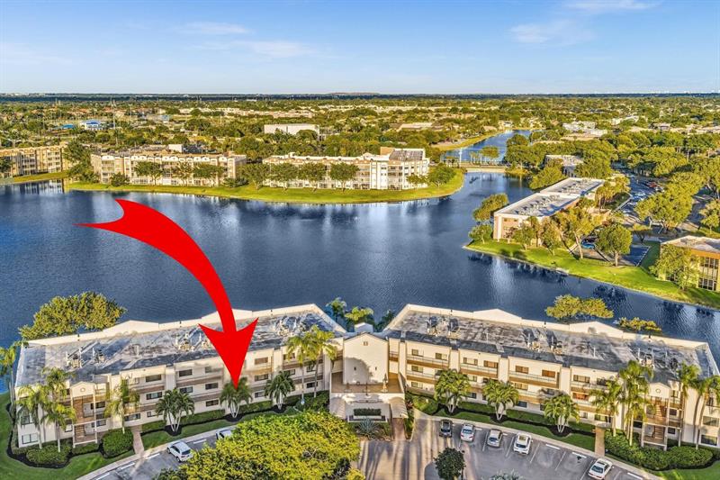 10442 E Clairmont Circle Tamarac FL 33321