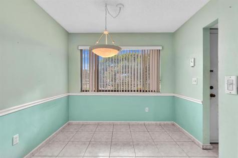 10442 E Clairmont Circle Tamarac FL 33321