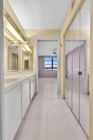 10442 E Clairmont Circle Tamarac FL 33321