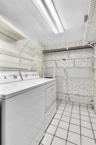10442 E Clairmont Circle Tamarac FL 33321