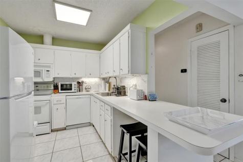 6750 NE 21st Road Fort Lauderdale FL 33308