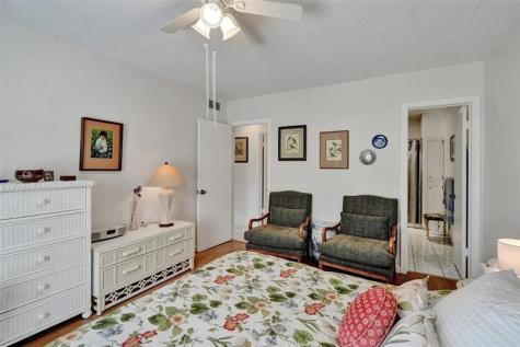 6750 NE 21st Road Fort Lauderdale FL 33308