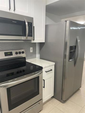 8745 Shadow Wood Boulevard Coral Springs FL 33071