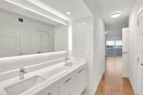 6301 Collins Avenue Miami Beach FL 33141