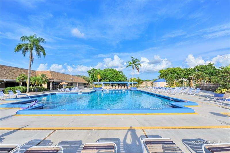 10304 Sunrise Lakes Boulevard Sunrise FL 33322